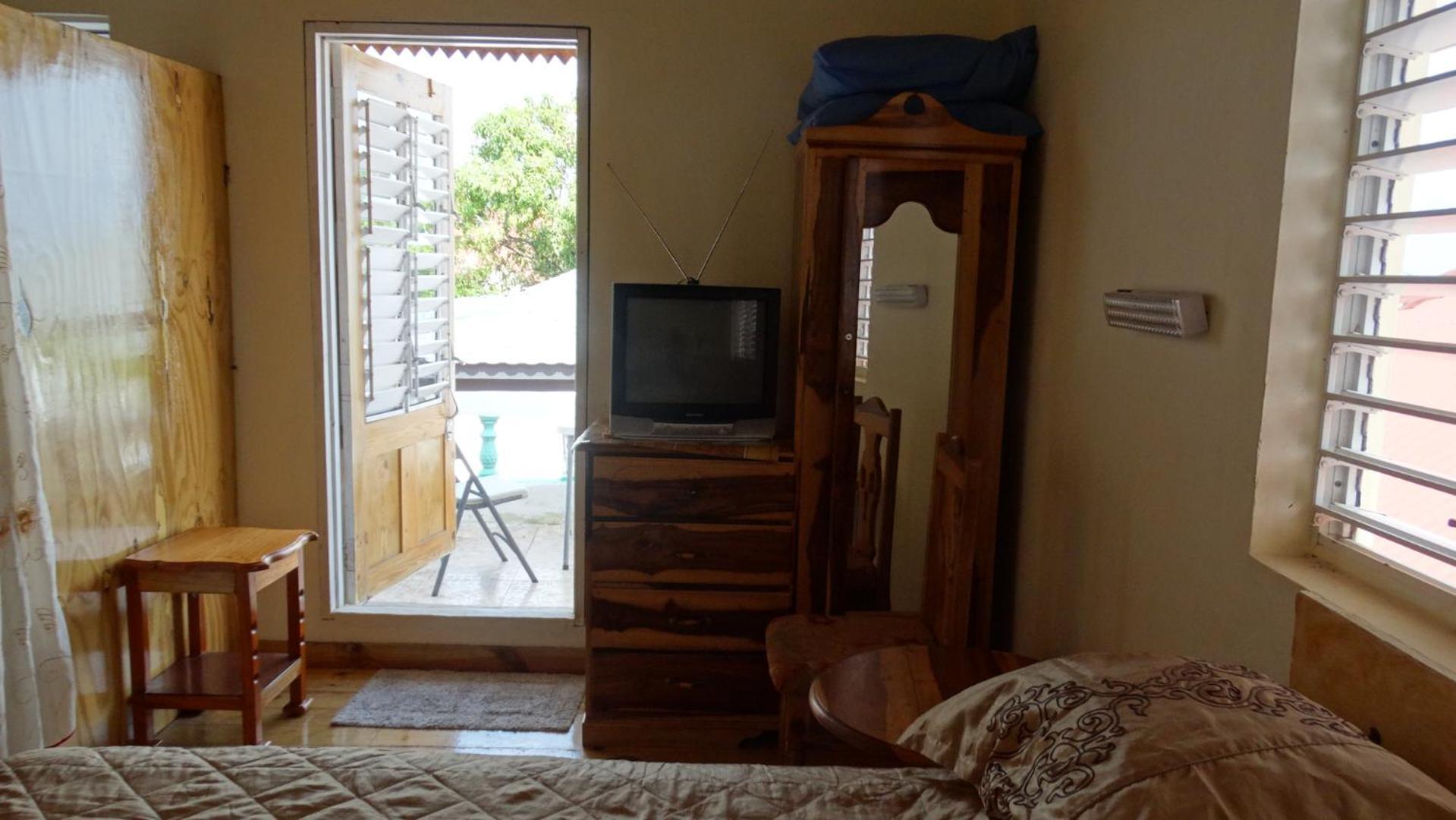 Finjam Cottage Port Antonio Habitación foto